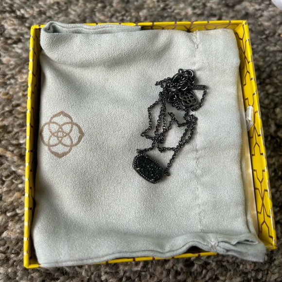 Kendra Scott Elisa Pendant Necklace in Black Drusy - Picture 2 of 2